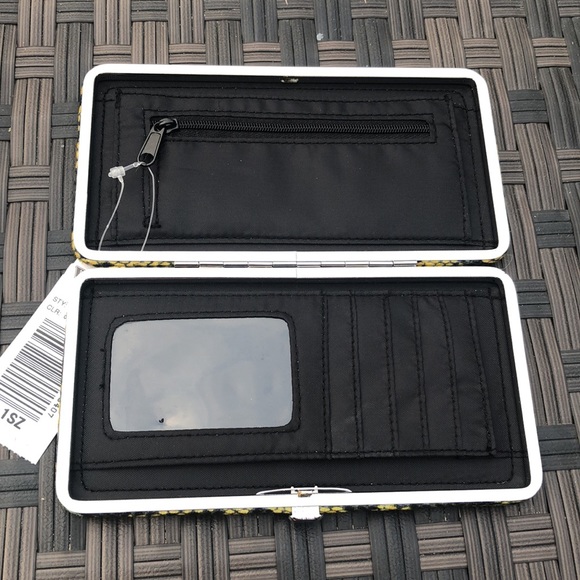 NWT Warehouse One Wallet - Picture 2 of 8